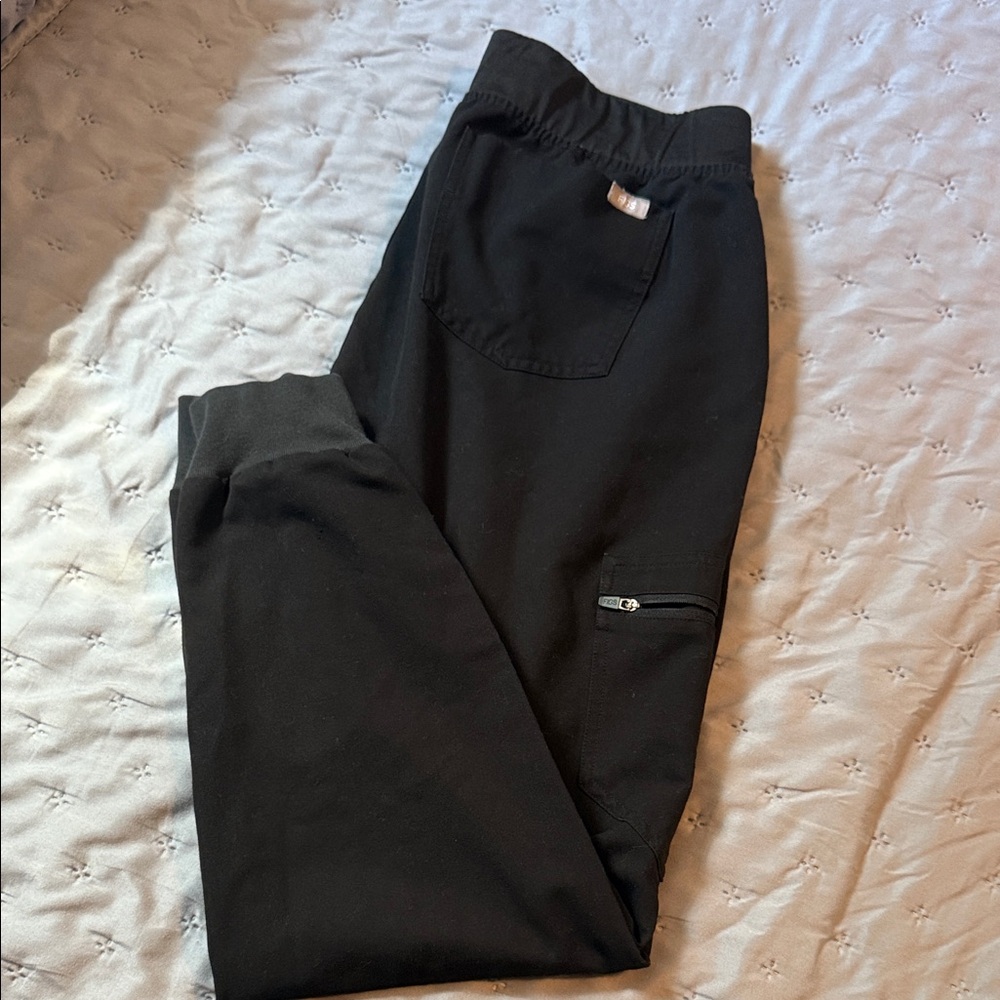 Women’s figs jogger scrub pants